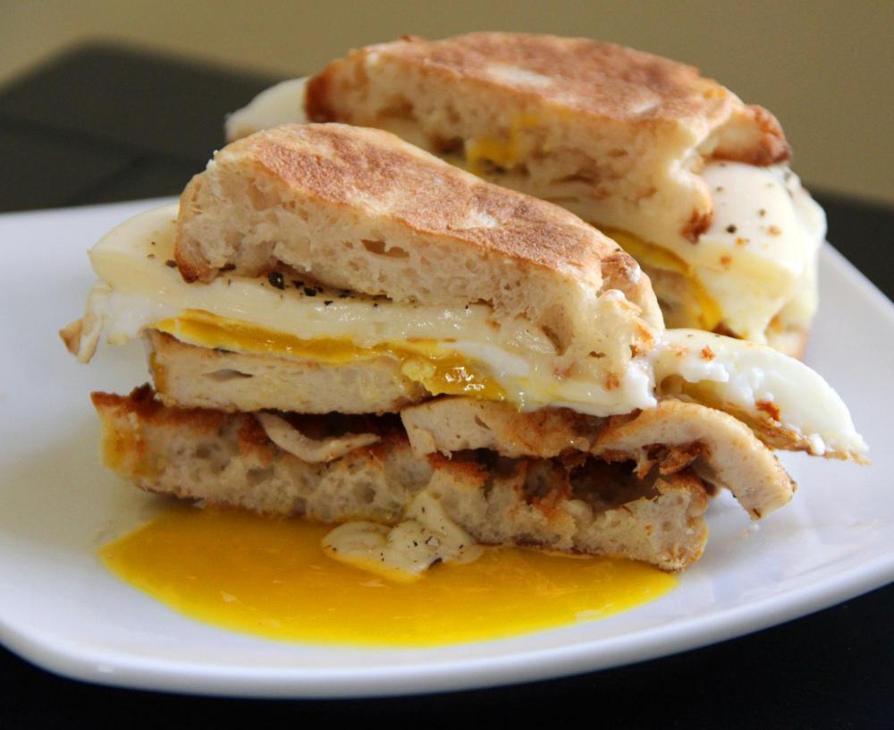 56df08cd3f9d7_eggsandwich.thumb.jpg.0b35