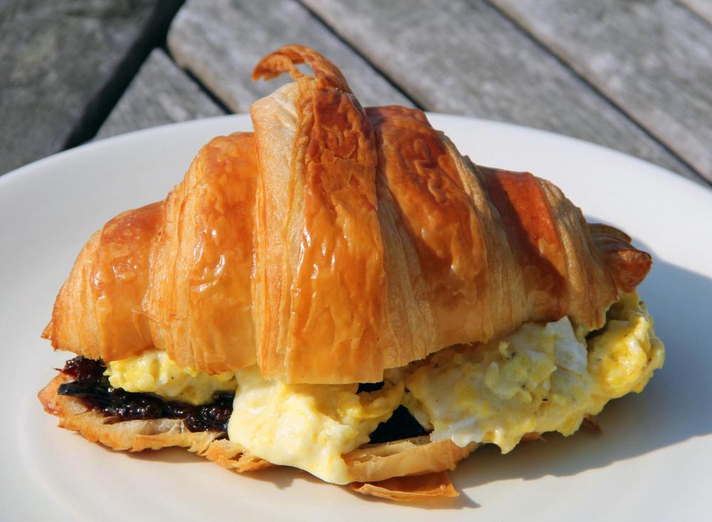 egg croissant.jpg