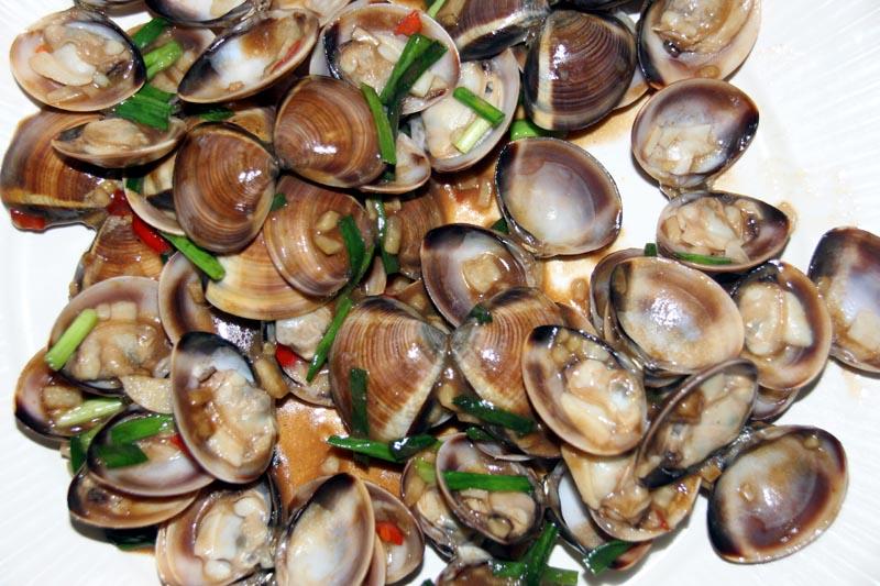 spicy clams.jpg