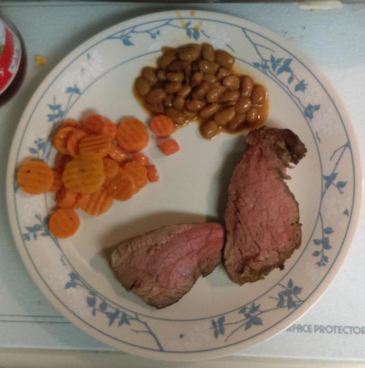 Plated Tri-tip.jpg