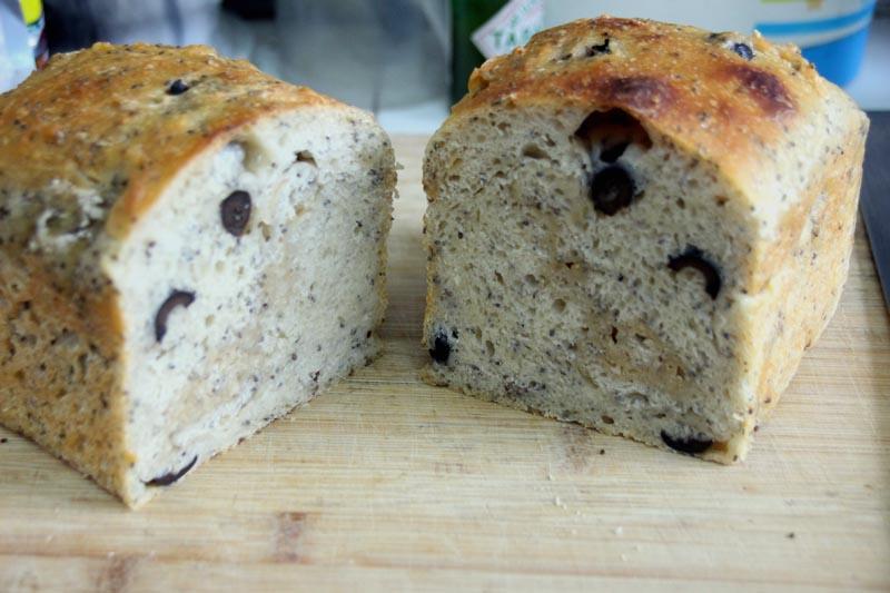 olive bread 1.jpg