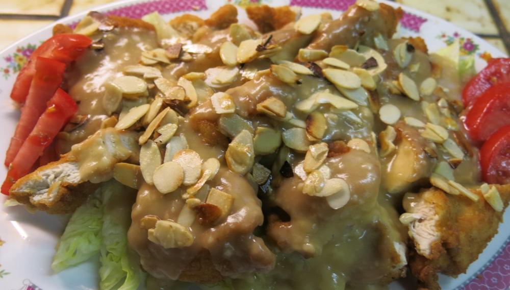 eGSoo's Almond Chicken0004.jpg