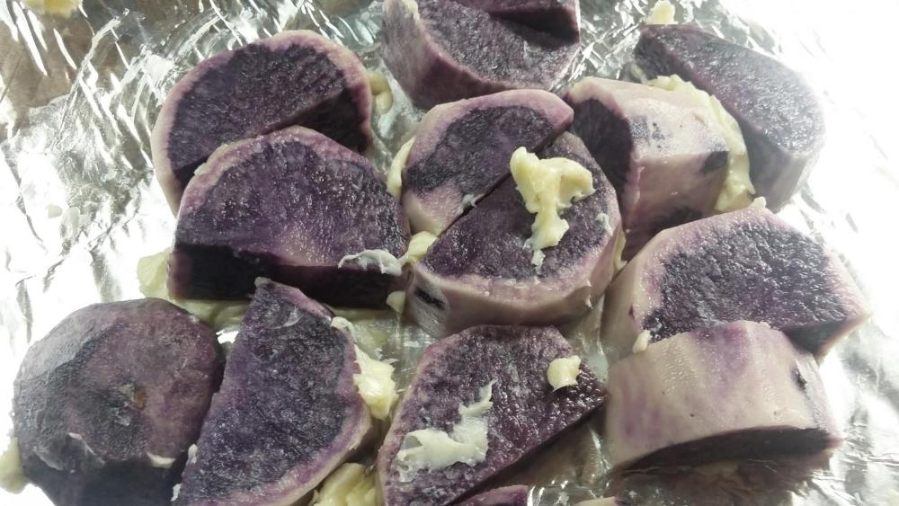 Raw Purple Potatoes.jpg