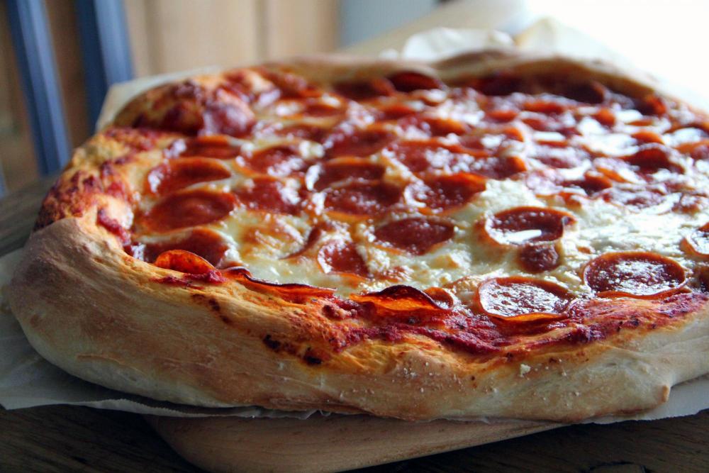 pepperoni pizza.jpg