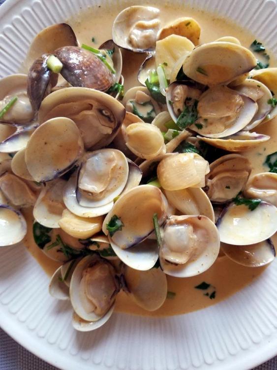 red curry clams1.jpg