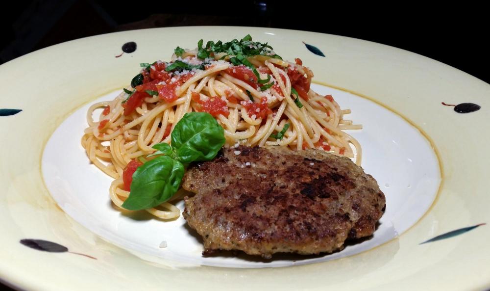 Spaghetti al Pomodoro with Homemade Italian sausage Pattie October 23rd, 2016.jpg