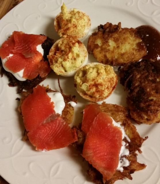 latkes n gravlax.jpg