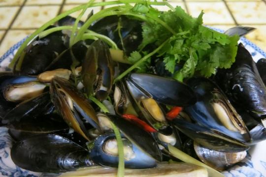 Thai Steamed Mussels 0009.jpg