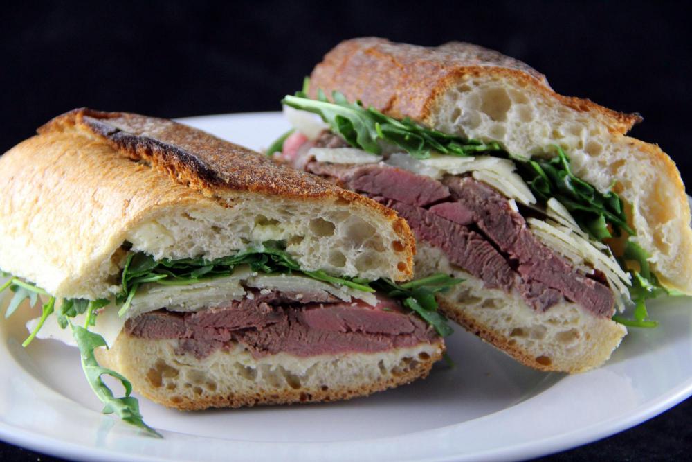 beef sandwich.jpg