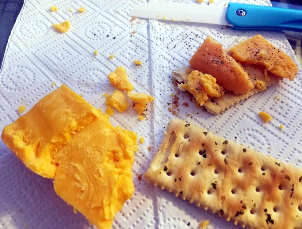 cheese n crackers.jpg