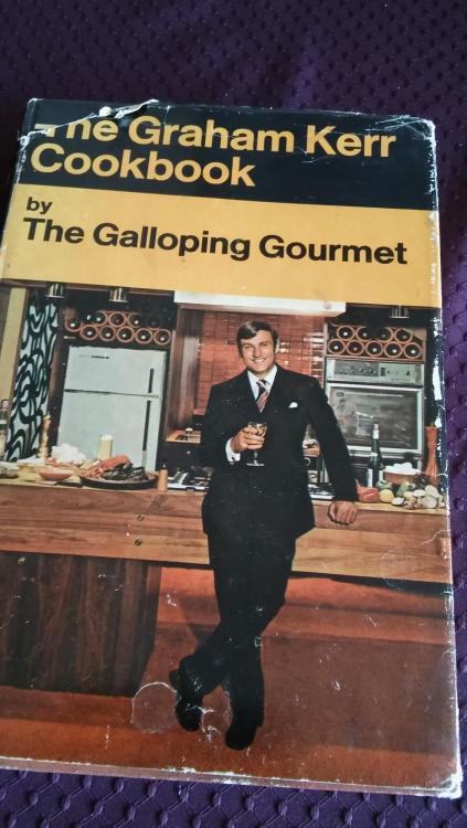 Galloping Gourmet Cookbook.jpg