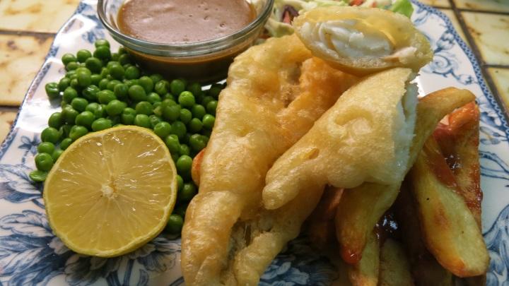 5a1cf021464b8_PickerelFishnChips1580.jpg.01657e33c35d961e400d22d6489cc738.jpg