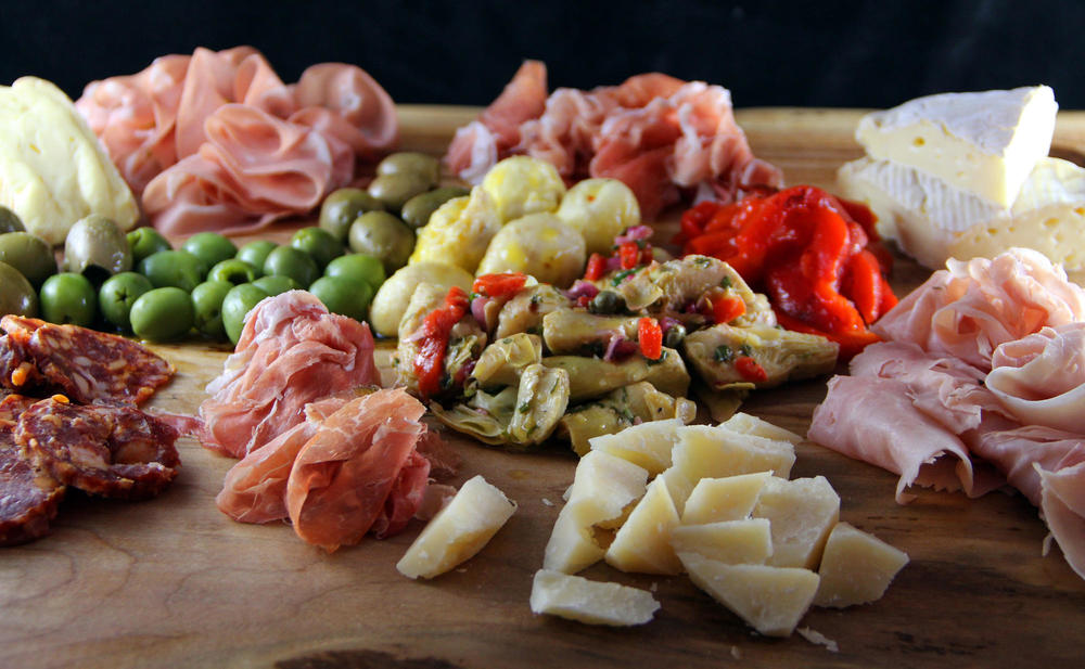 antipasto.thumb.jpg.0826ebd48cb780bbed29a0846774528e.jpg