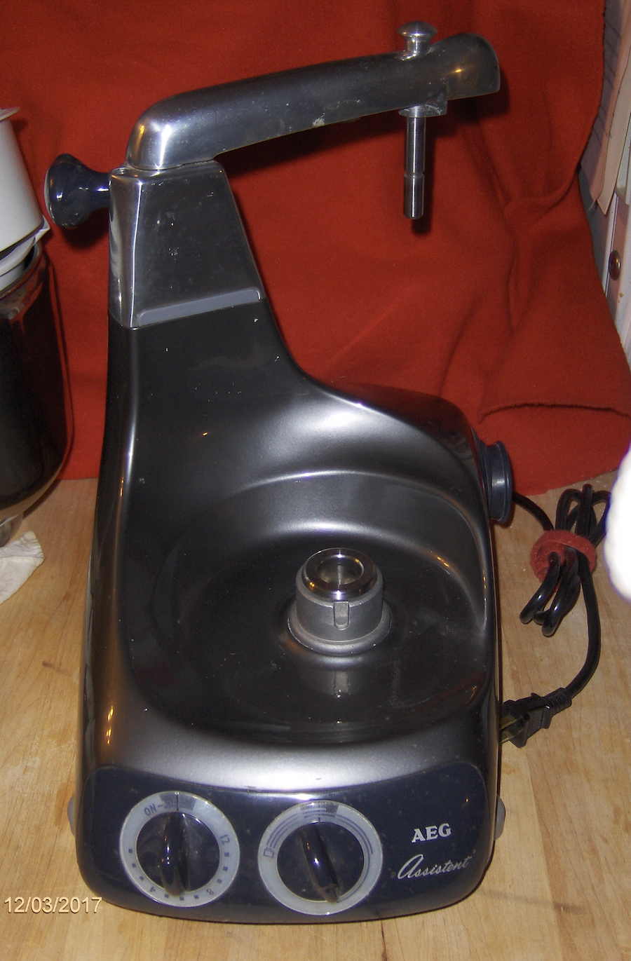 Magic Mill Assistent DLX 2000 Professional Counter Top Mixer. for sale  online 