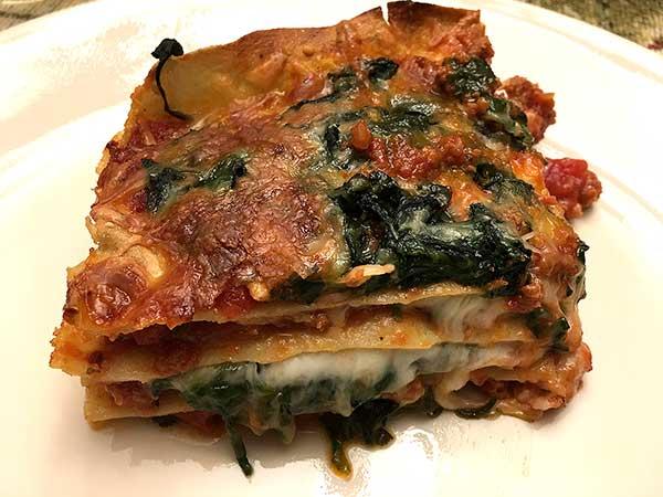 spinach-lasagna-p.jpg.8948e722793234c9d64f7cf4c2402c5e.jpg