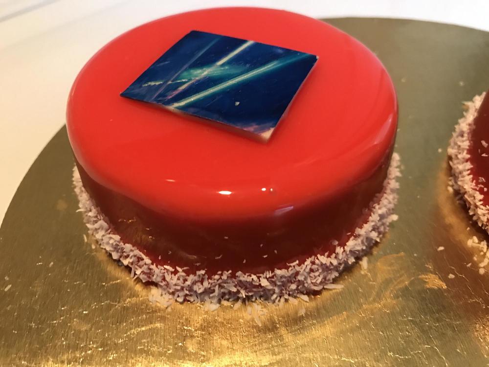 raspberry mousse cake.jpg