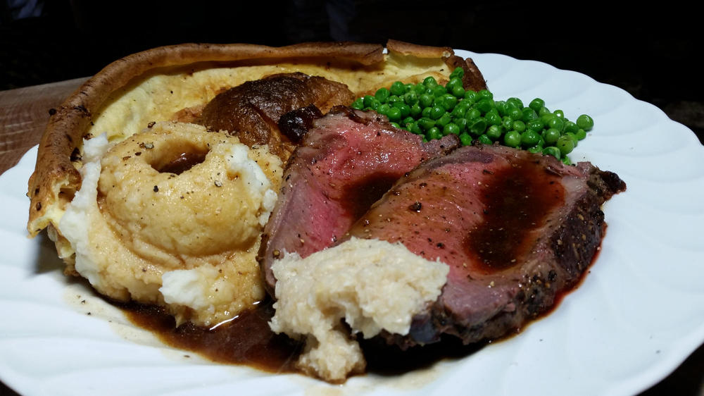 5aba5ed102bee_NewYorkStripRoastwithYorkshirePuddingMarch26th20181.thumb.jpg.f7c0a1fb0cd086a4e8f0d2cb1a89e7d9.jpg