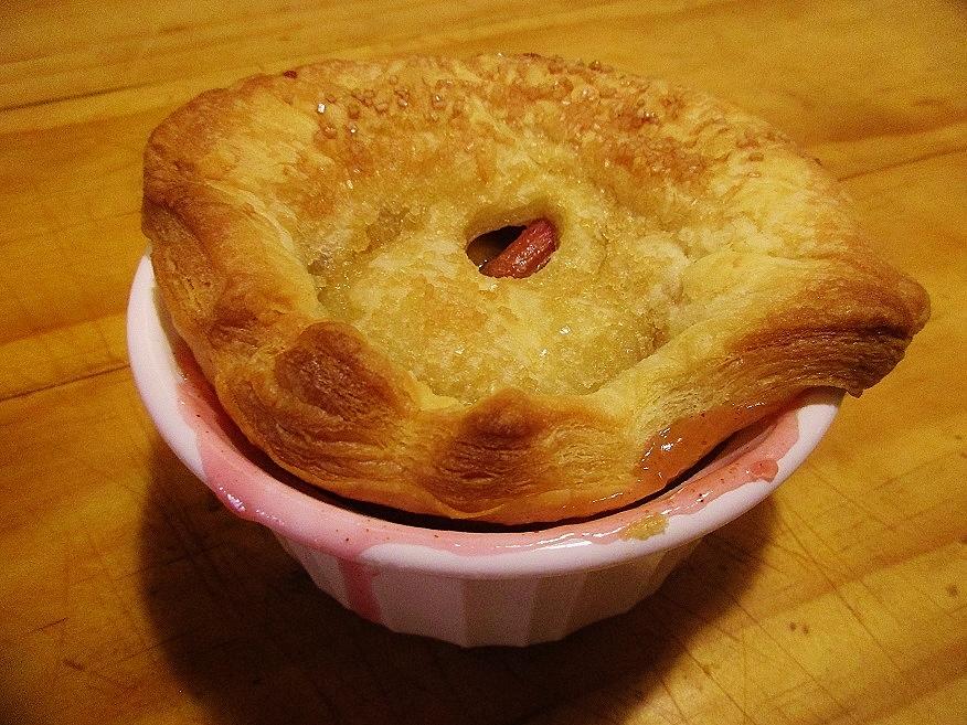 Rhubarb Pot Pie 2 (2).JPG