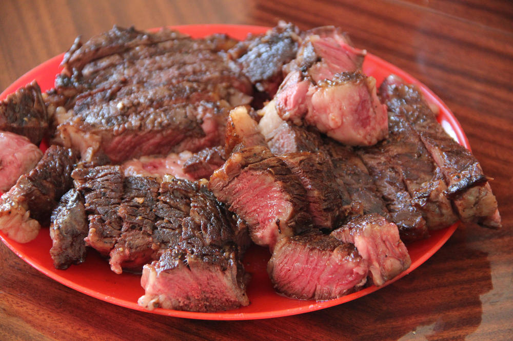 steak2.thumb.jpg.f3bf1df4e5f86fc6691f01949de54f07.jpg