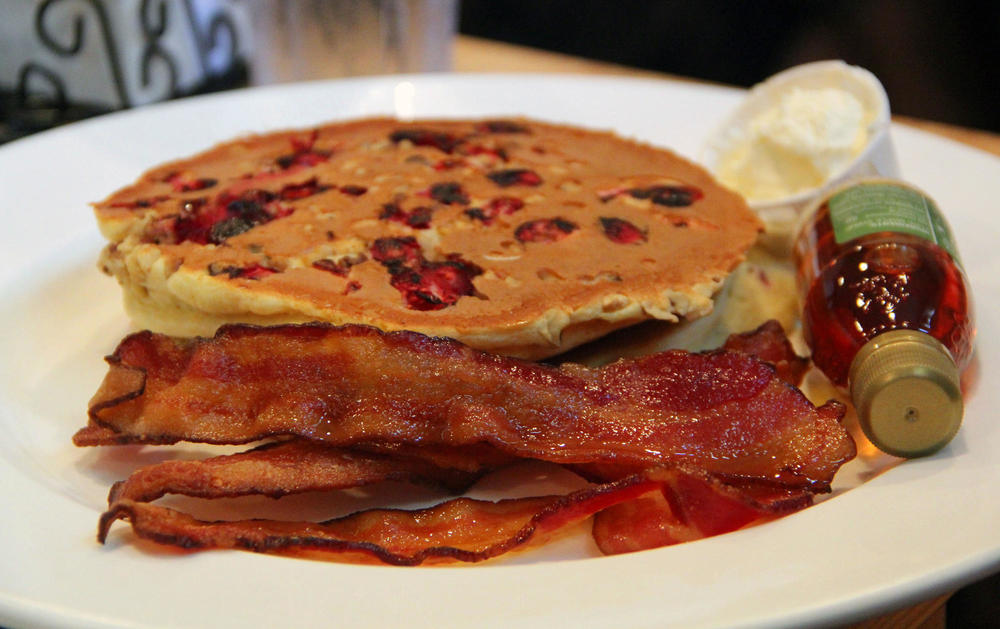 414542701_fairwaycranberrypancakes.thumb.jpg.a0b5b6ce90fb4ce4d1a3f0f0dde73c23.jpg