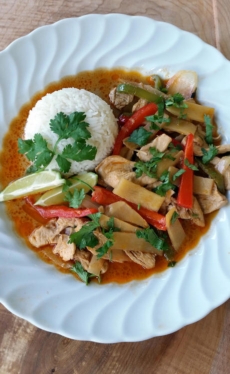 502185956_ThaiRedCurryChickenAugust16th2018.thumb.jpg.c6df0c8f2a994c63b4d3682a3cfd3cf1.jpg