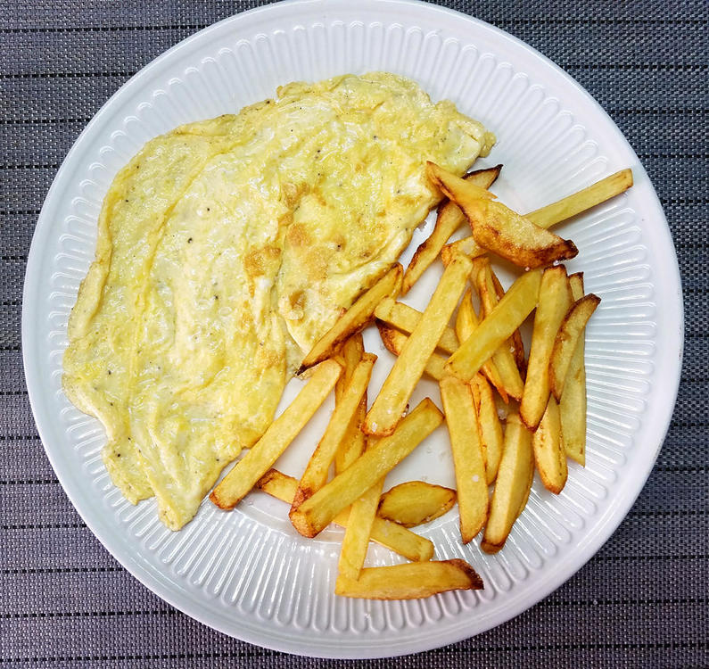 omelette.thumb.jpg.d8fa49ac138587cce9a38b836288ccfc.jpg