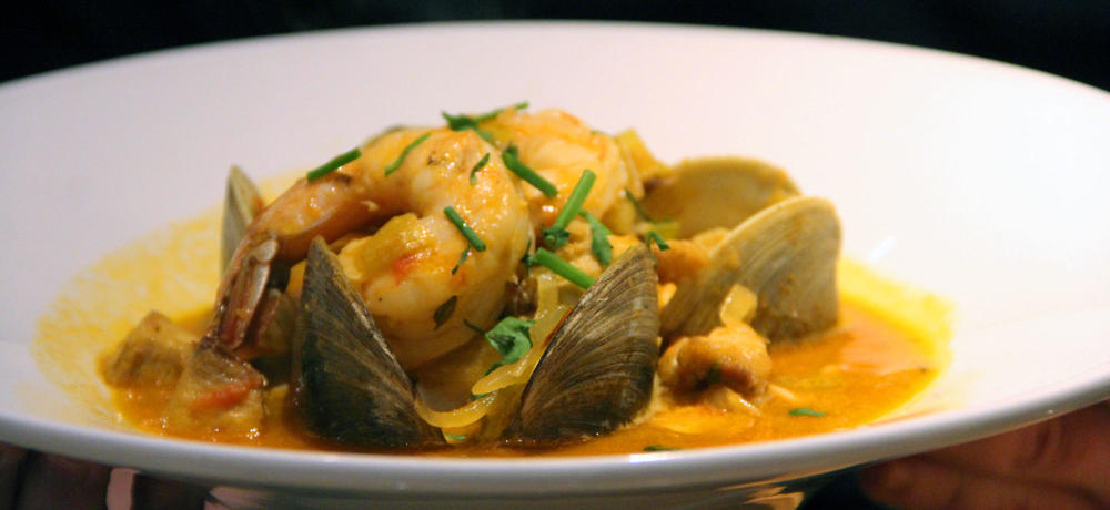 1314839422_macsptownbouillabaisse.thumb.jpg.a4a3bb2c34048fd4567666dee16aaad9.jpg