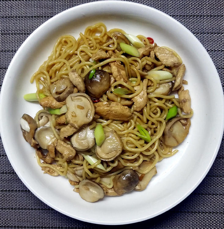 noodles1.thumb.jpg.b182976dd269c0a99cbacddfc4df35dc.jpg