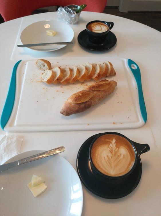 espresso-baguette-breakfast.thumb.jpeg.e5234f8570465f194344c75919559c2e.jpeg