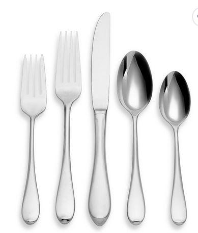 flatware1.jpg.6144bedd9bd7841b3381c084b0a76be7.jpg