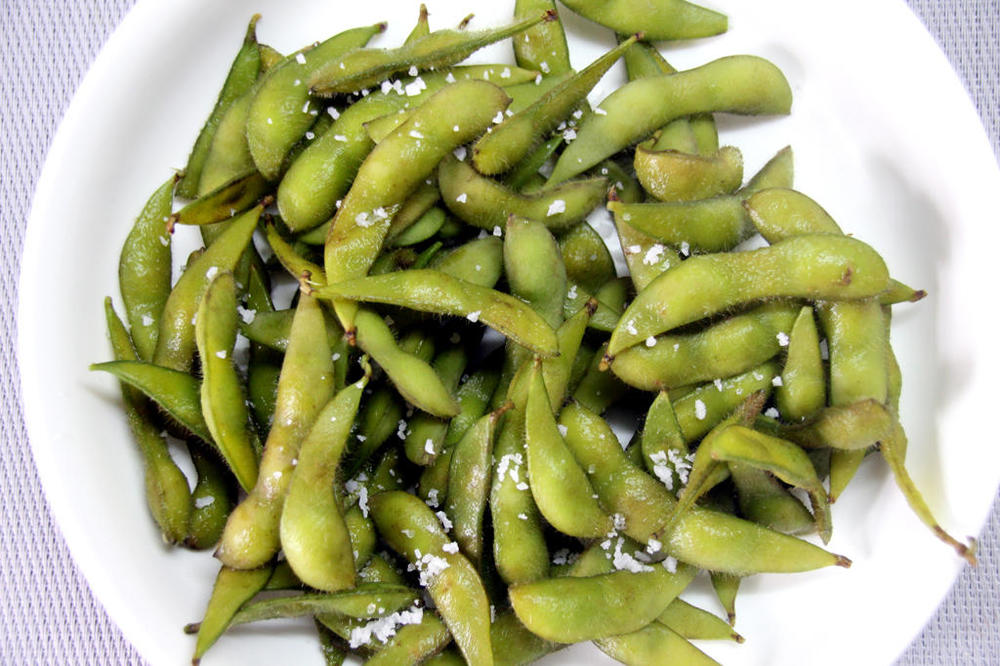 edamame4.thumb.jpg.1c9a164a200c7aeaaf2bd47c00a8a7f1.jpg