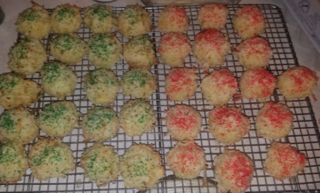 macaroons.png.19b4da3745784b4665f1d383d06fcd08.png