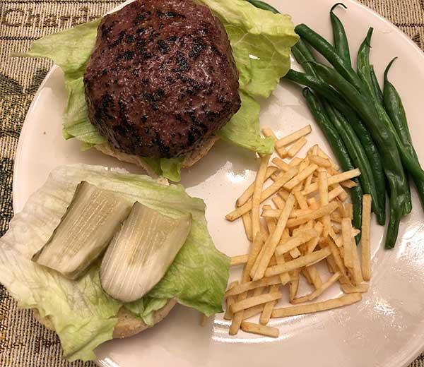 burger-greenbeans-2.jpg.f08558edfcf41d03212f7a49f4728bae.jpg