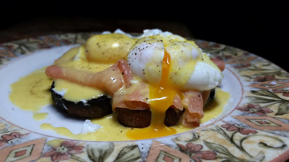 1538166041_EggsBenedictwithSmokedSalmonFebruary21st2019.thumb.jpg.ba7d953b6c92e388771995f4ff419b1b.jpg