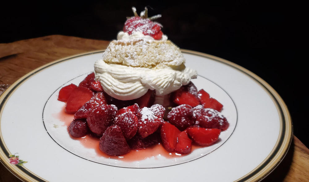 991242485_StrawberryShortcakesJune13th2019.thumb.jpg.5295062ec64e6692fb44388210019dbd.jpg