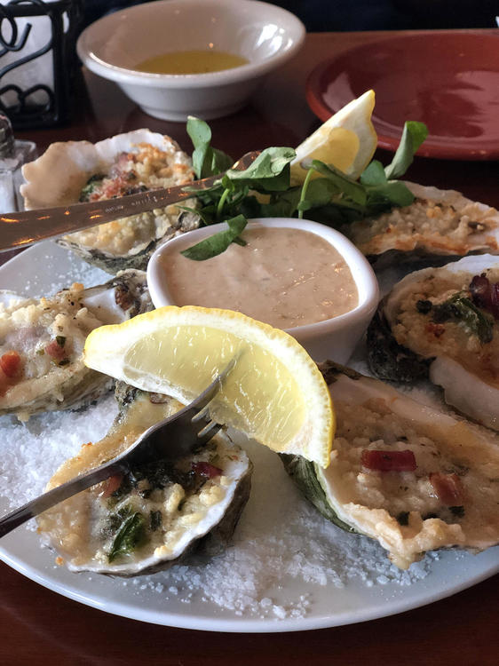 oysters.thumb.jpg.c8db5a55a6d38b94772cbdda072fdb53.jpg