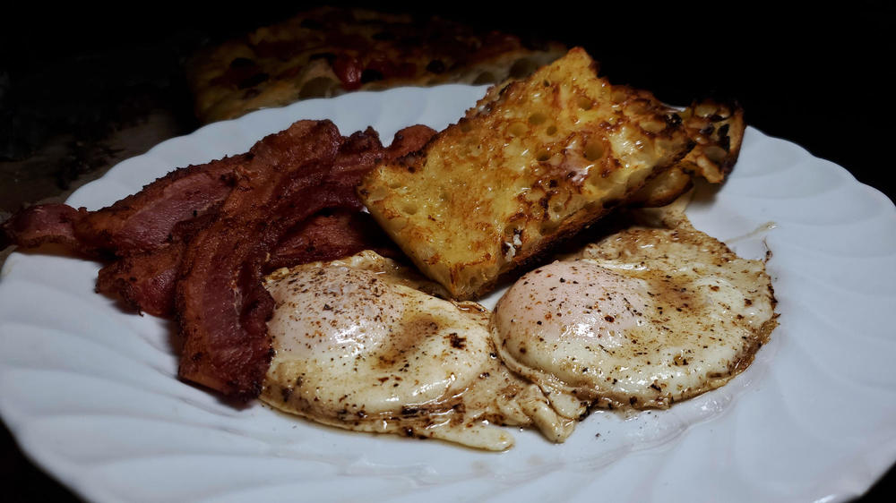 2111880053_BaconandeggsandtoastedfocacciaNovember8th2019.thumb.jpg.4db42342badd9bf1336ffb354ad1b519.jpg