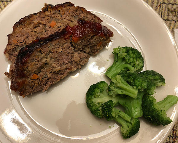 meatloaf-broc2.jpg.e56e4bd31dca5288bb109a8f268adf27.jpg