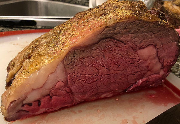 prime-rib-whole-3.jpg.fa95bd18dfa98f2815e139ed36e7a804.jpg