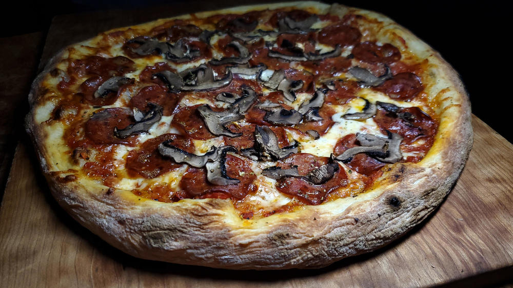 614167111_PepperoniandMushroomPizzaDecember12th20191.thumb.jpg.61d9ad67f098acffc663187157c20d4d.jpg