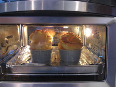 1027168138_IMG_5916-yorkshirepuddingsrising.jpg.f57c7f34f2c5a24d0ac372ceb36159d8.jpg