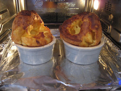 91591380_IMG_5918-yorkshirepuddingscooked.jpg.80c33c4cbbe1c0a80a8e59edede191ce.jpg