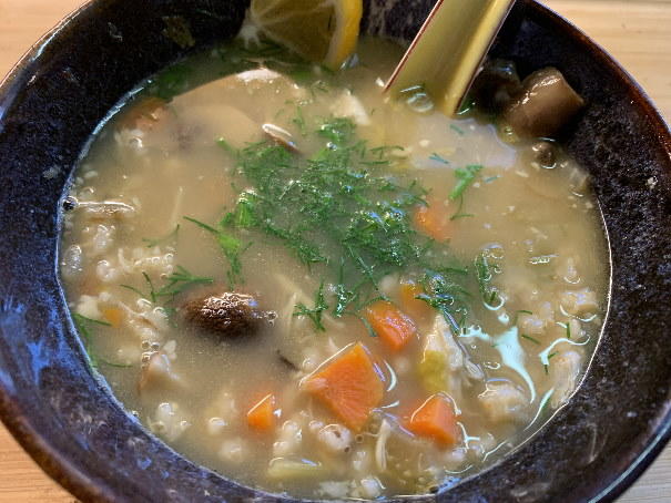 979897121_MushroombarleyTurkeysoup0886.jpg.5d524751192f7a8fc44f4d01cd057e97.jpg