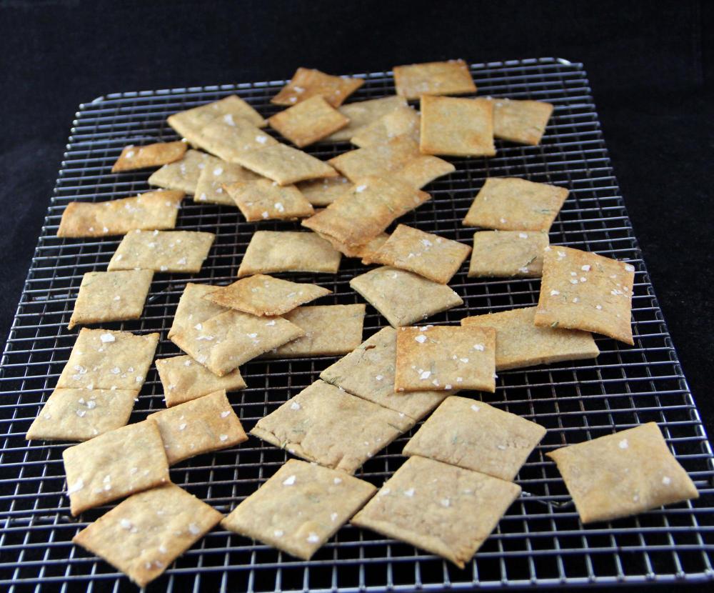 crackers.thumb.jpg.b97aa9a52681a75583d8236f5cf1df43.jpg