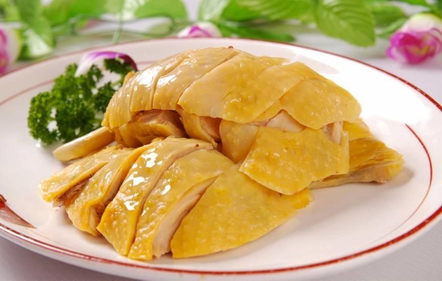 Cantonese White Cut Chicken 白切鸡: Poach, Steam or Sauté?