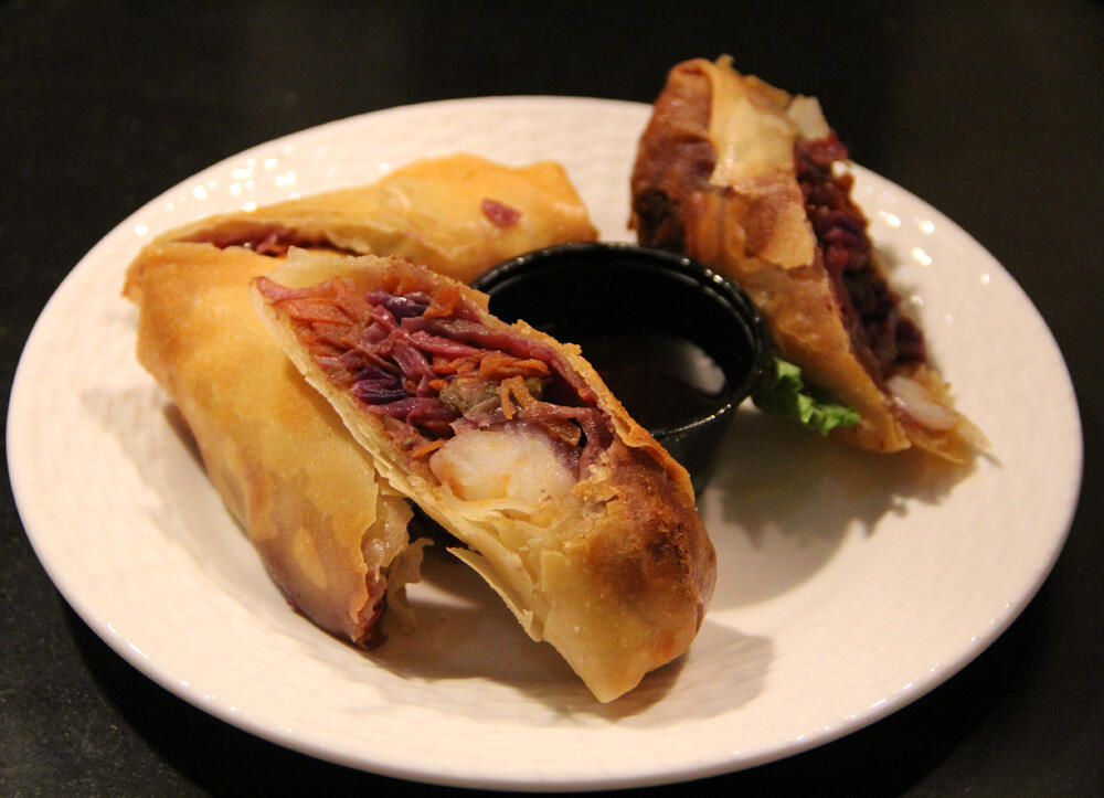 1792599692_shrimpspringrolls.thumb.jpg.3e5767dd190e76a11b6110e149831a9d.jpg