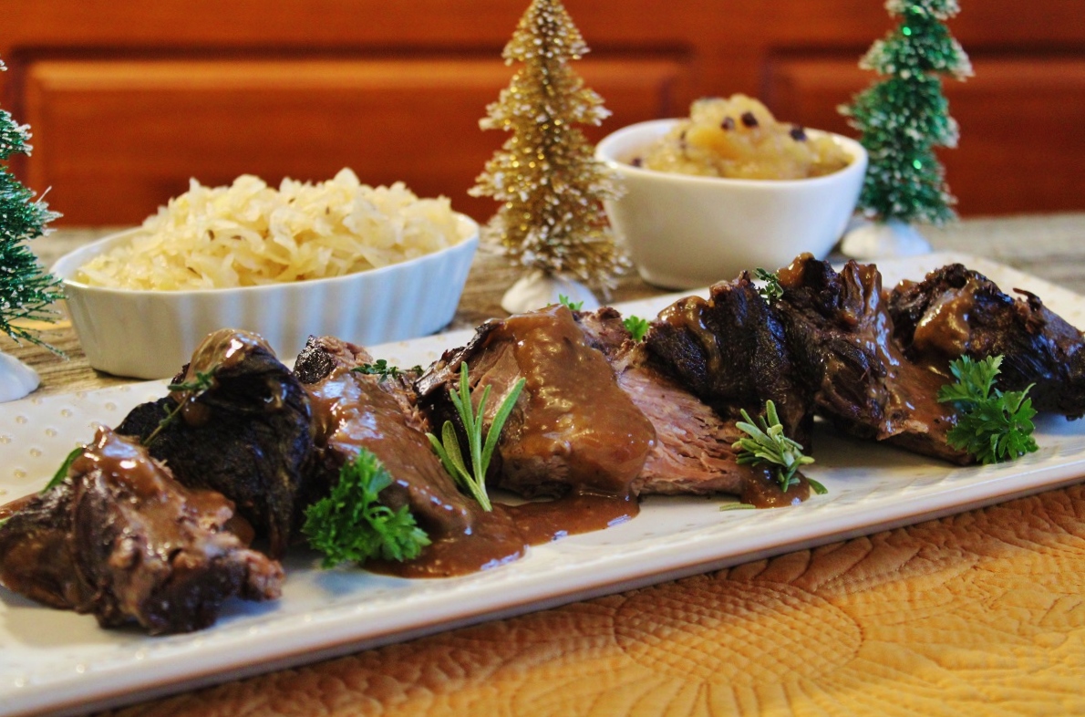 German Sauerbrauten with Gingersnap Gravy.JPG