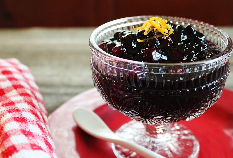 Warm Cranberry-Huckleberry Compote.JPG