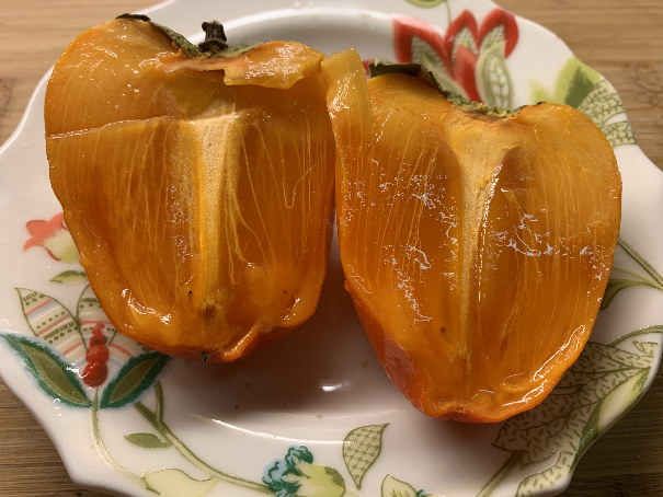 Persimmon2634.jpg.f5fe34fb3eee6fdd99642616d4ef0f9a.jpg