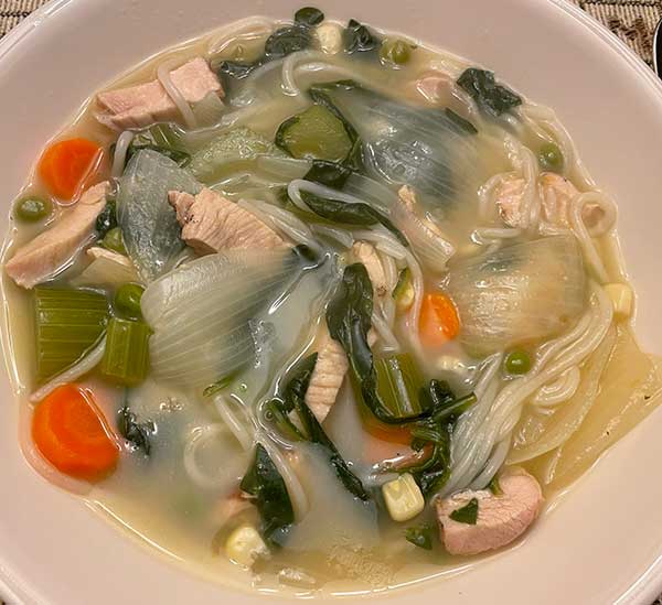 chicken-soup3.jpg.0a00ba86e349d19219f314621e9a9689.jpg